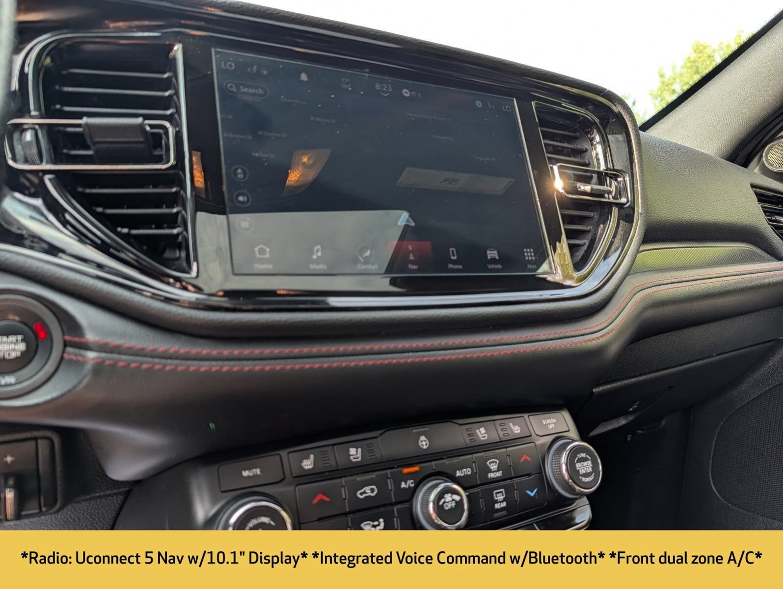 Used 2024 Dodge Durango GT AWD/4WD image 6