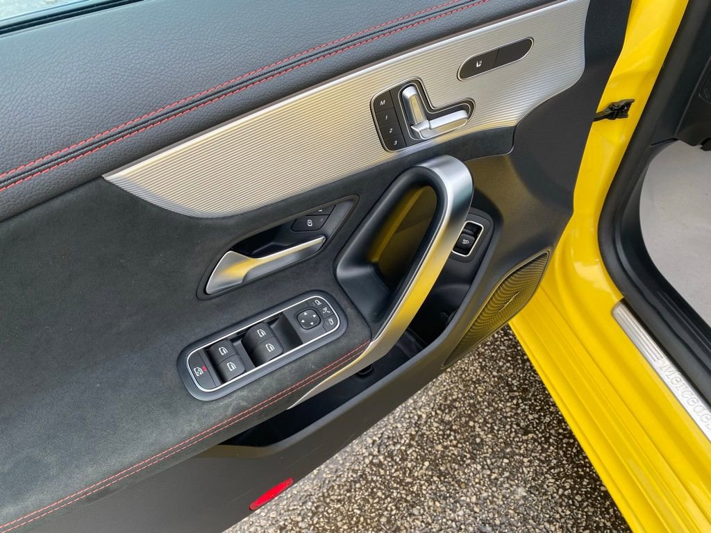 Used 2020 Mercedes-Benz CLA 250 4MATIC image 10