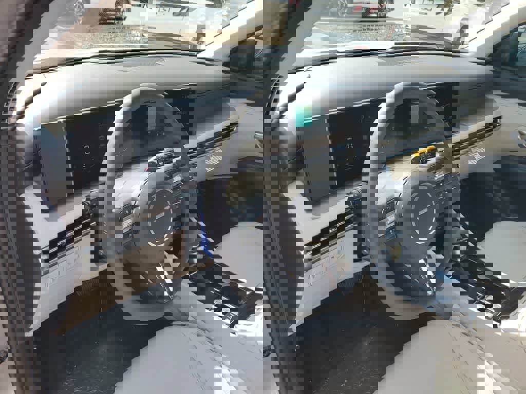 New 2026 Hyundai Tucson SE image 23