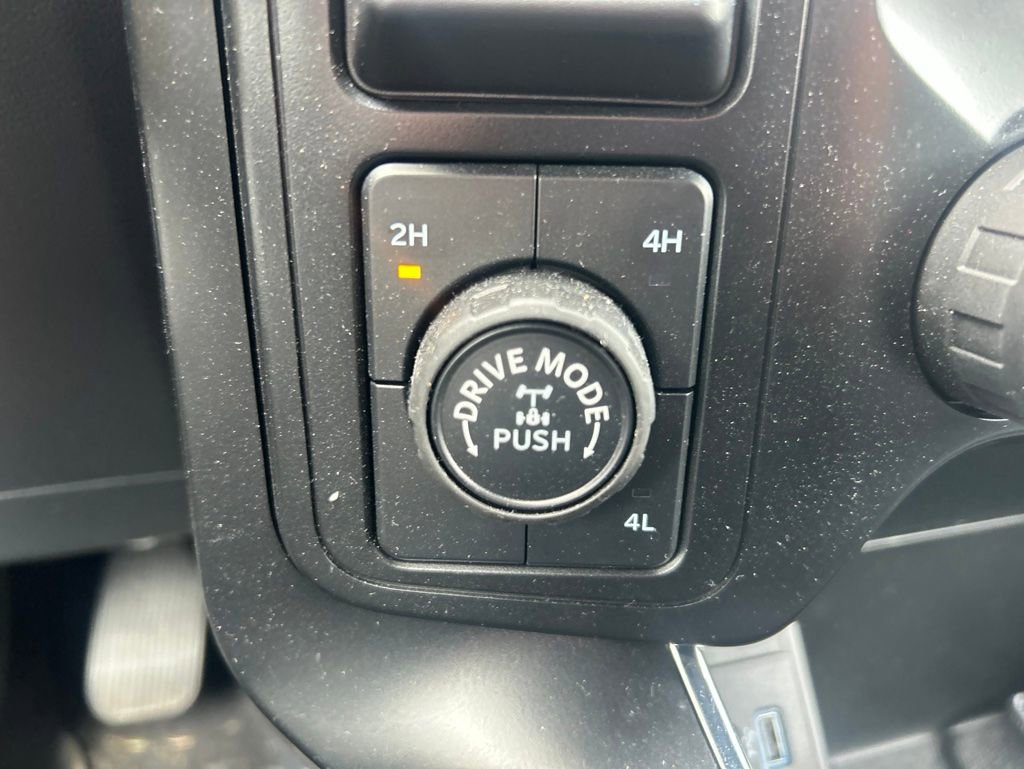 Used 2024 Ford F150 STX w/ STX Black Appearance Package AWD/4WD image 12