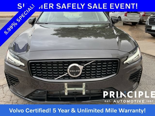 Certified 2024 Volvo S60 T8 Plus AWD/4WD image 3