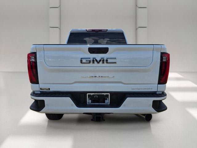 New 2026 GMC Sierra 2500 Denali Ultimate AWD/4WD image 4