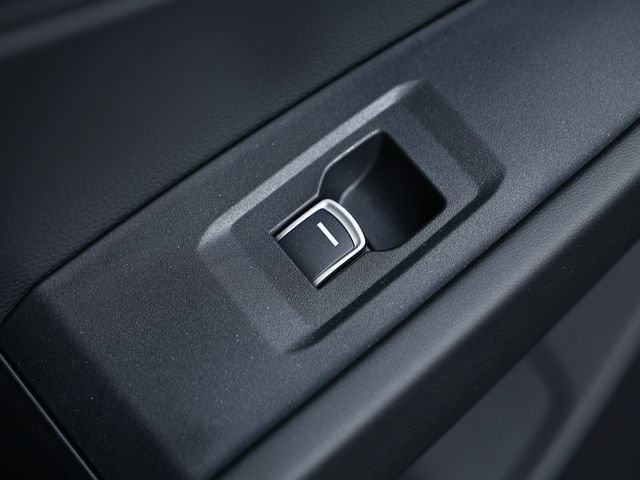 Certified 2025 Honda Accord SE image 24