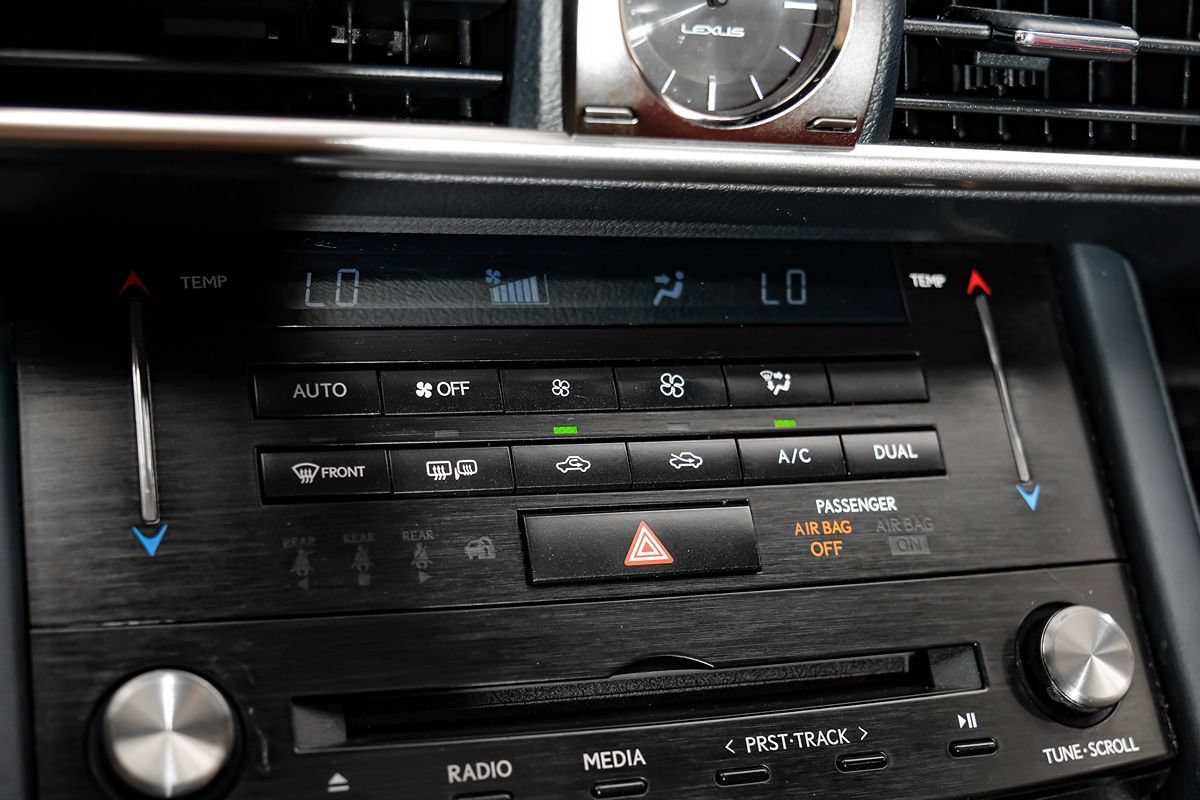 Used 2018 Lexus IS 300 F Sport w/ F Sport Package RWD image 30