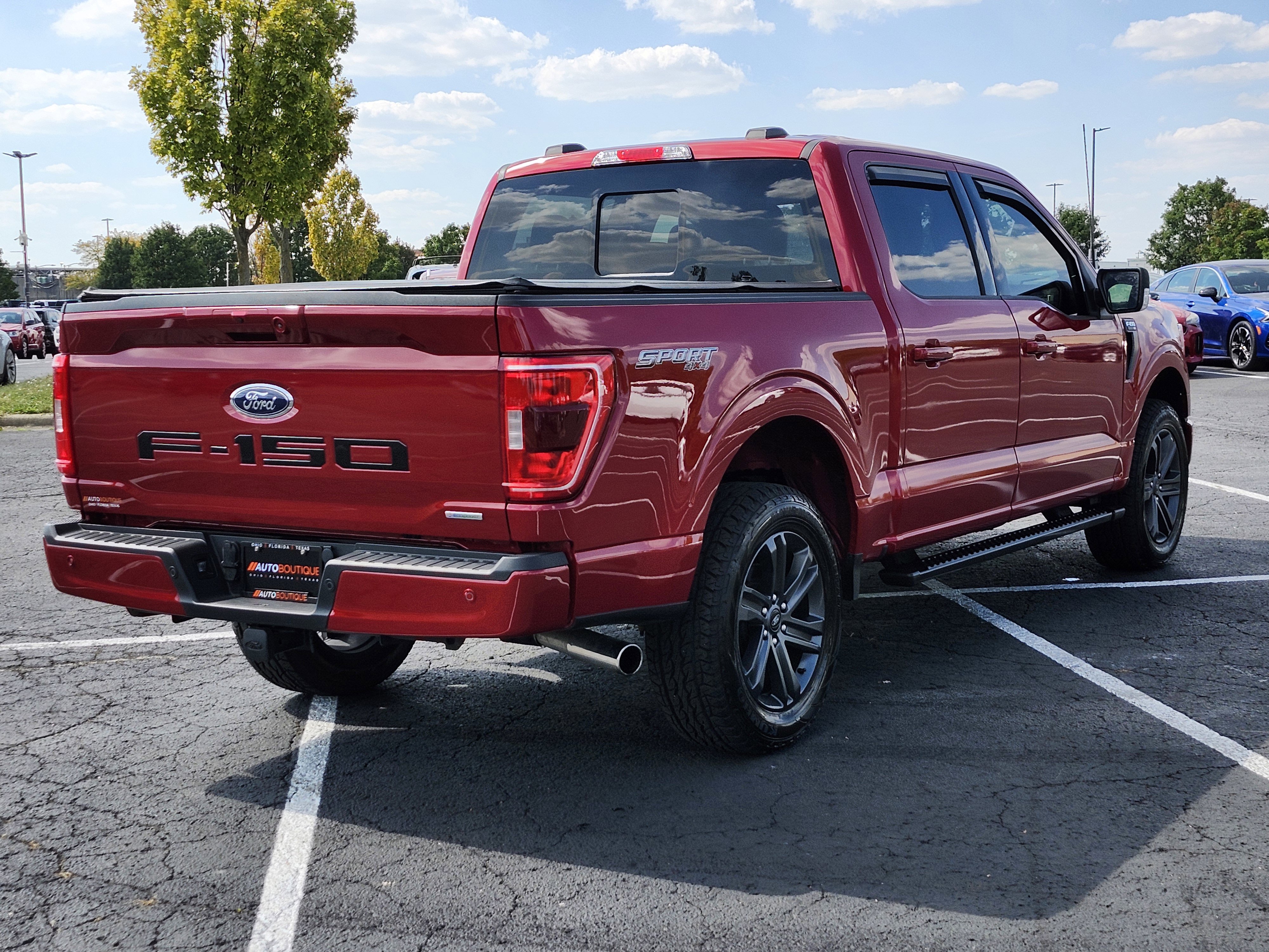 Used 2022 Ford F150 XLT w/ Equipment Group 302A High image 11