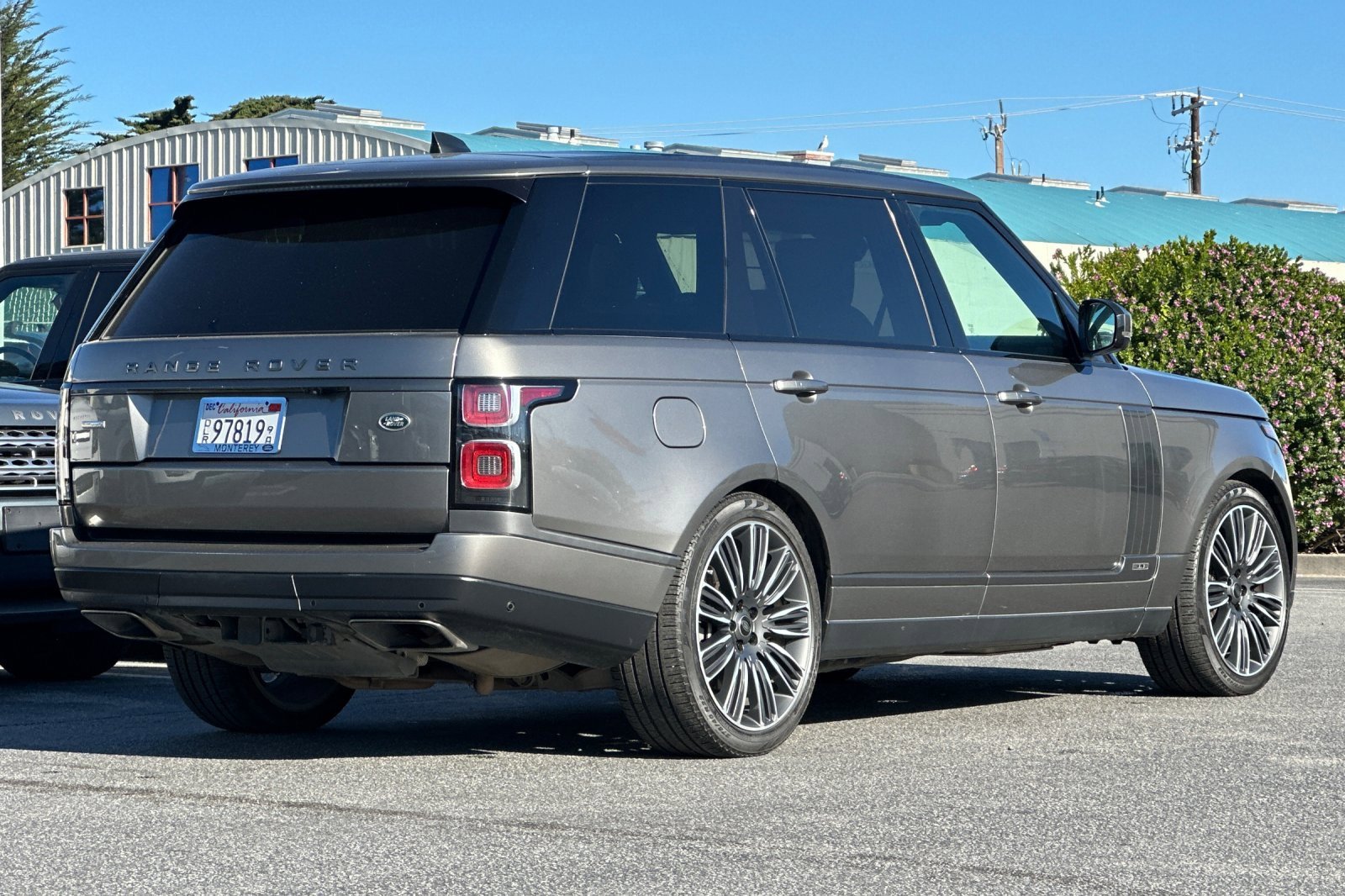 Used 2019 Land Rover Range Rover Long Wheelbase Autobiography image 5