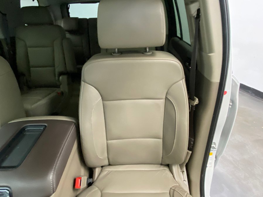 Used 2019 Chevrolet Tahoe LT w/ LT Signature Package AWD/4WD image 22