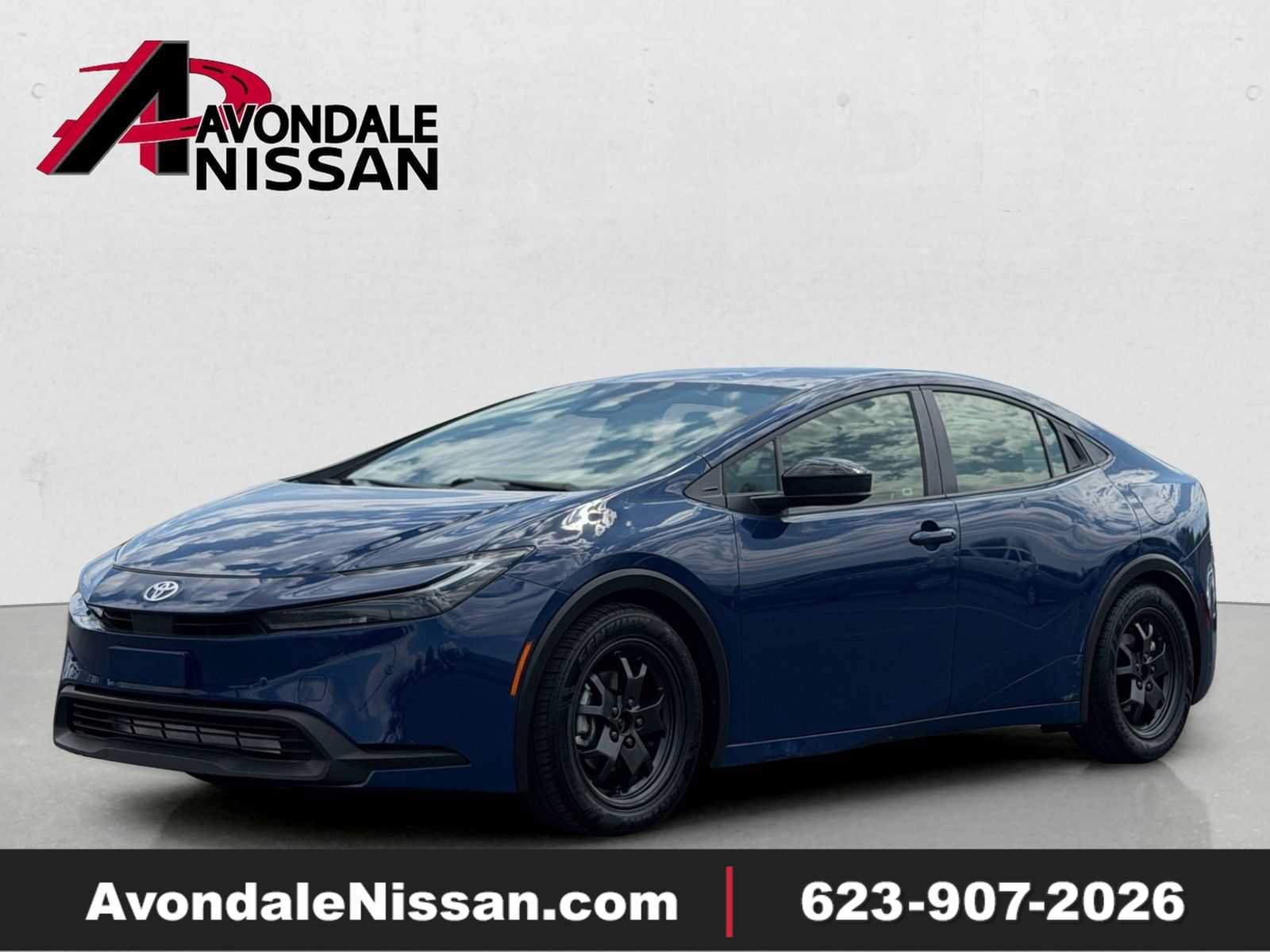 Used 2023 Toyota Prius LE FWD video 1