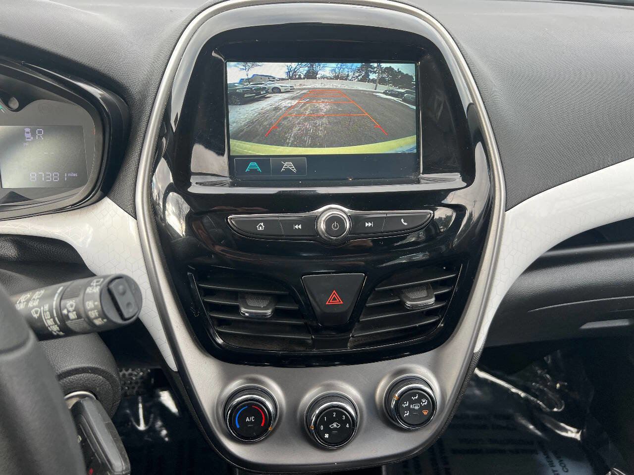 Used 2017 Chevrolet Spark LT image 31