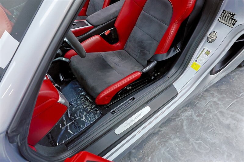Used 2016 Porsche Boxster Spyder RWD image 73
