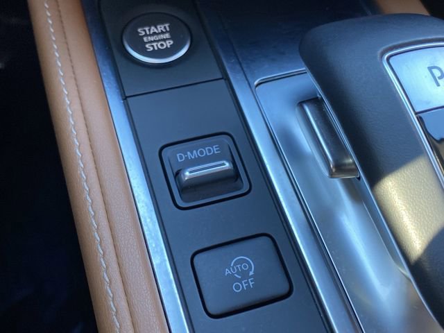 Used 2023 INFINITI QX60 Sensory w/ Cargo Package image 24