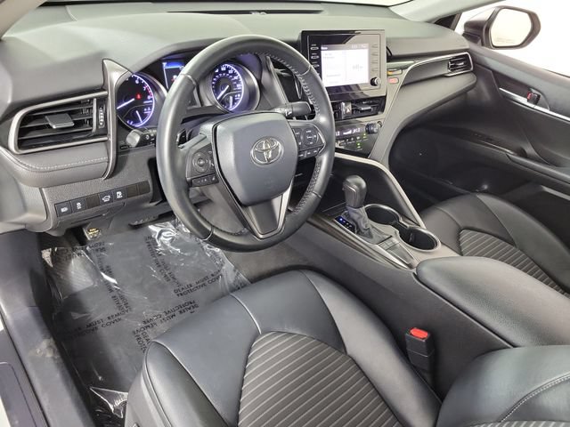 Used 2022 Toyota Camry SE FWD image 18