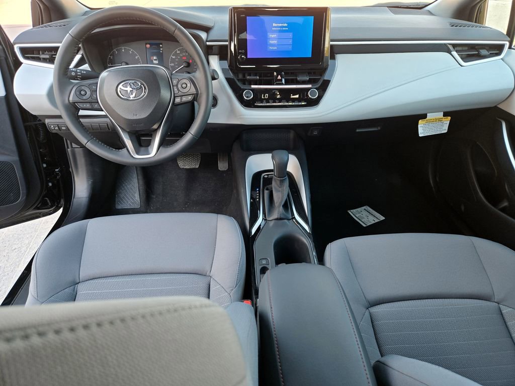 Used 2025 Toyota Corolla SE FWD image 12