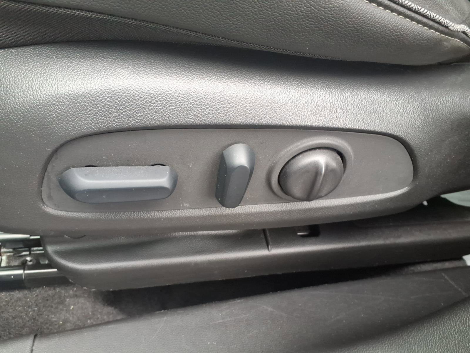 Used 2023 Buick Encore GX Preferred w/ Cold Weather Comfort Package image 13
