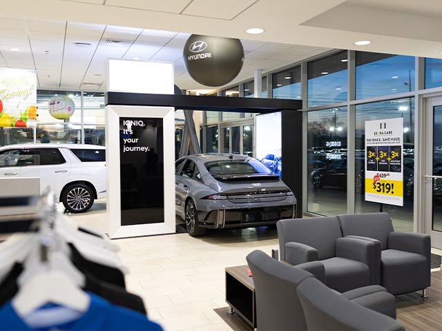 Used 2018 Ford Taurus Limited image 39