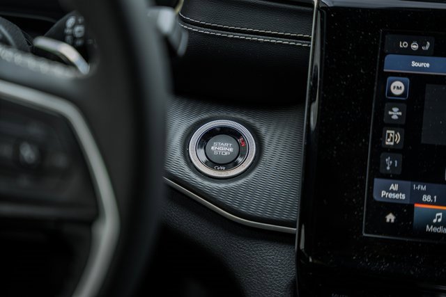 Used 2023 Jeep Grand Cherokee Altitude image 34