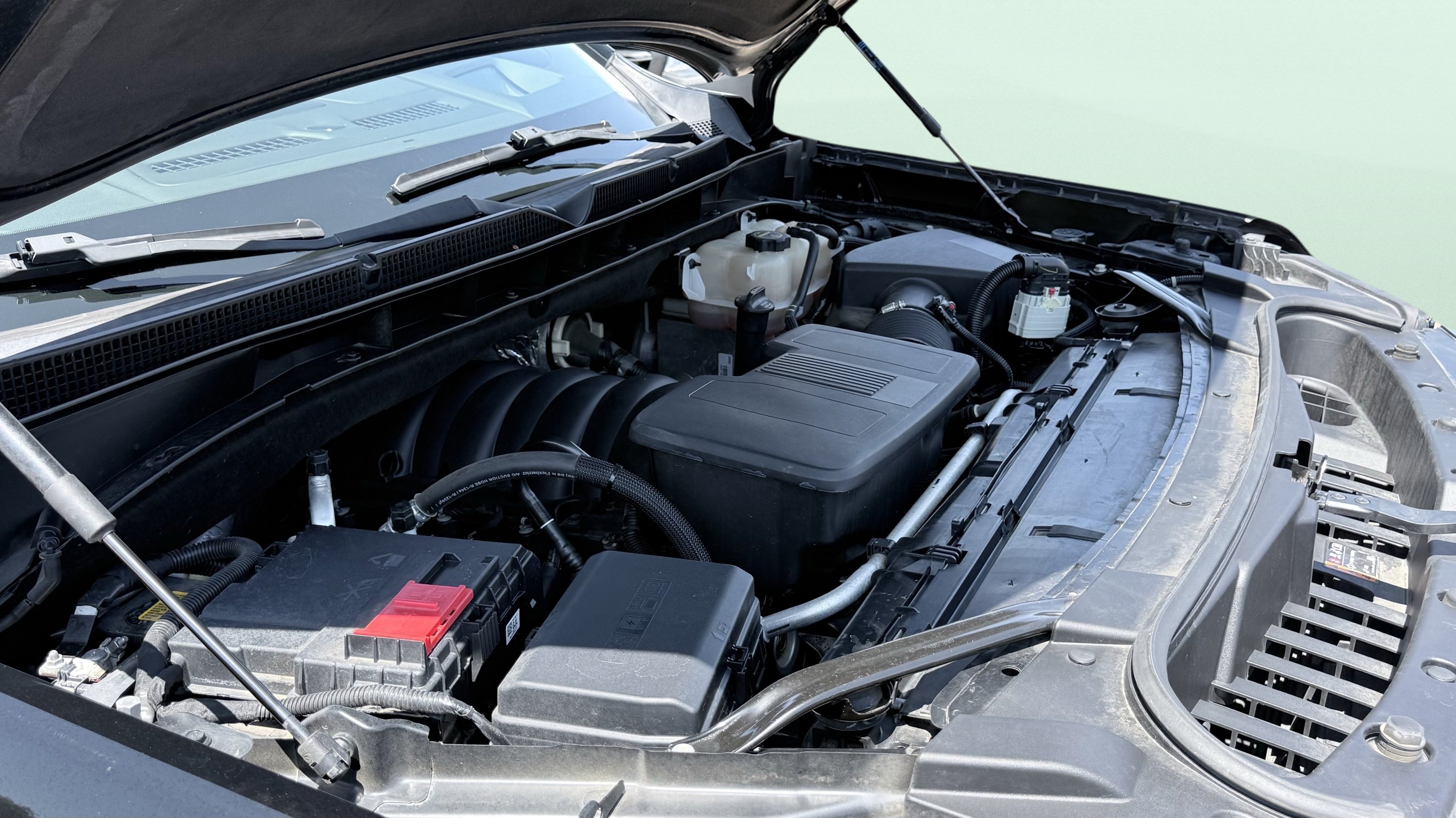 Used 2023 GMC Yukon Denali AWD/4WD image 18