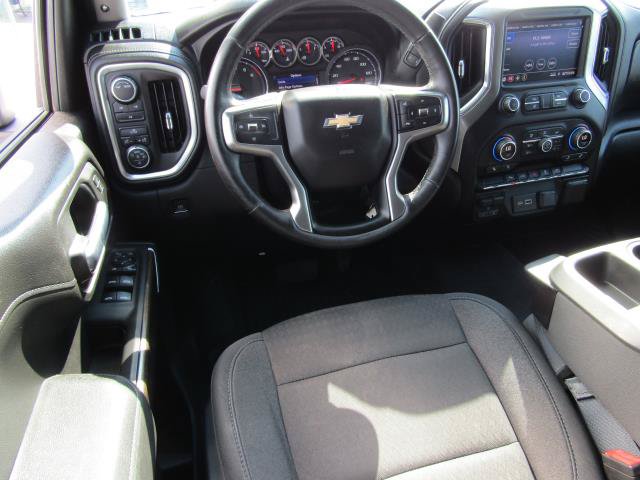Used 2020 Chevrolet Silverado 2500 LT w/ Fleet Comfort Package AWD/4WD image 2