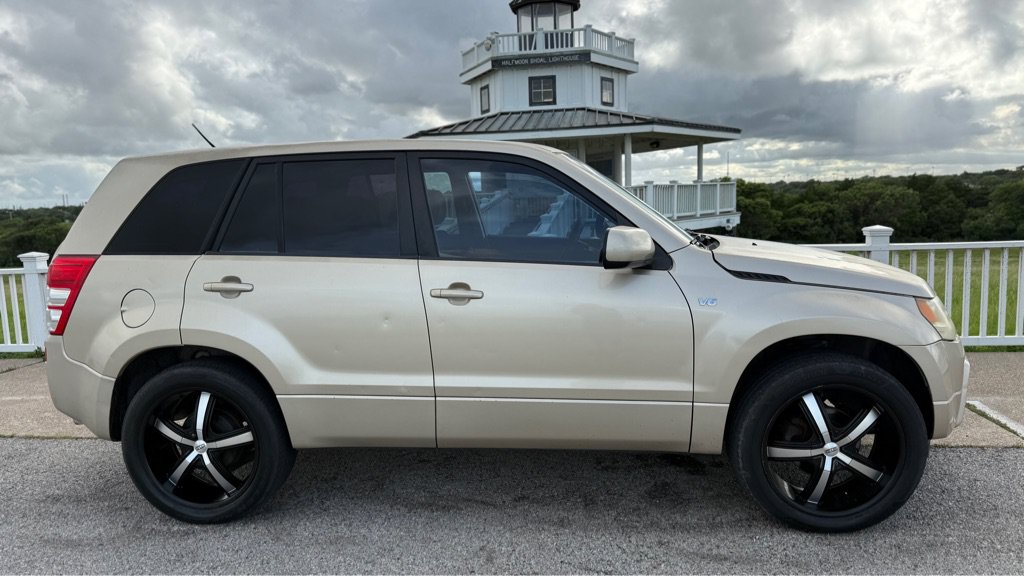 Used 2007 Suzuki Grand Vitara 4WD image 4