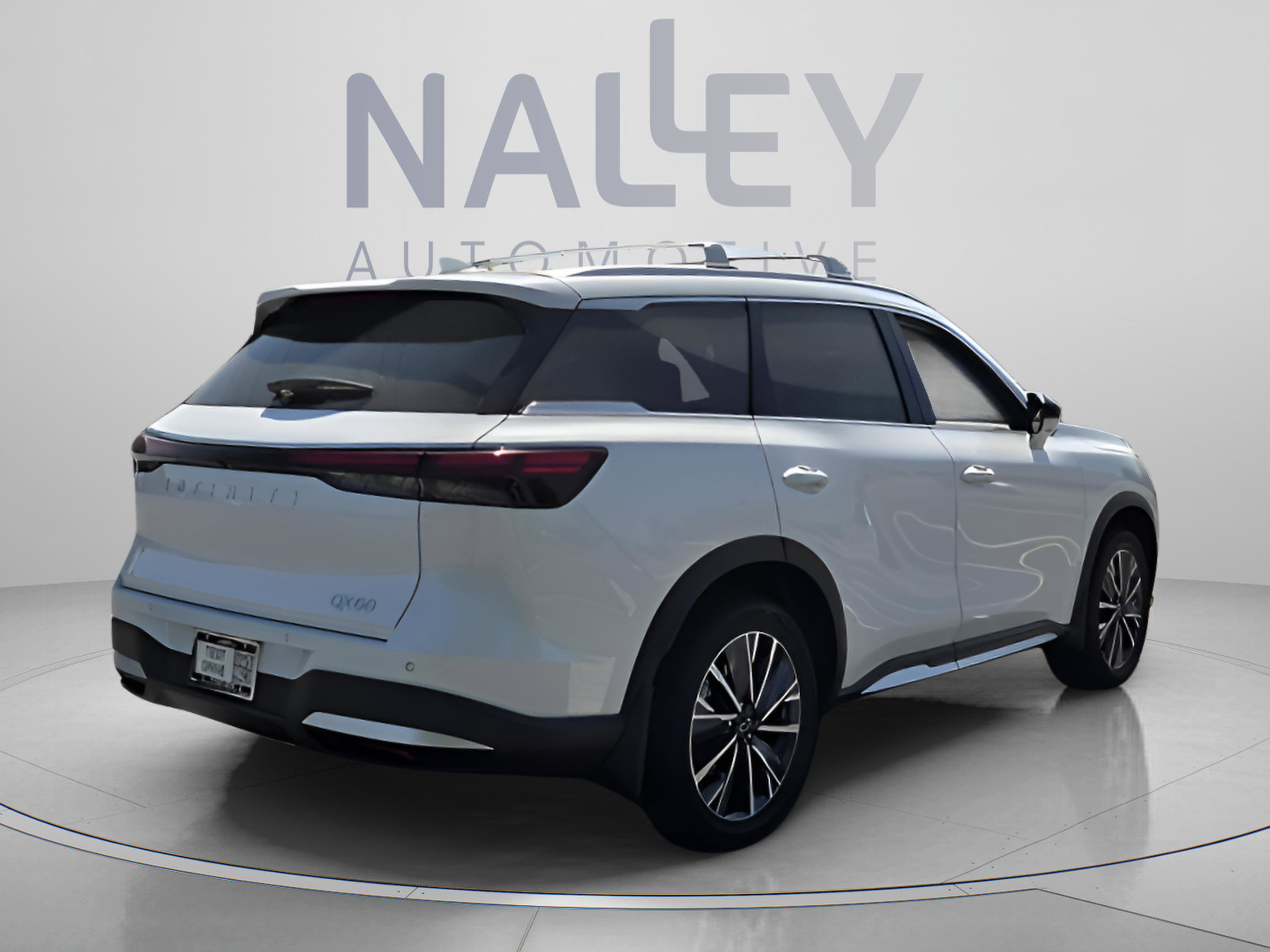Used 2026 INFINITI QX60 Luxe image 5