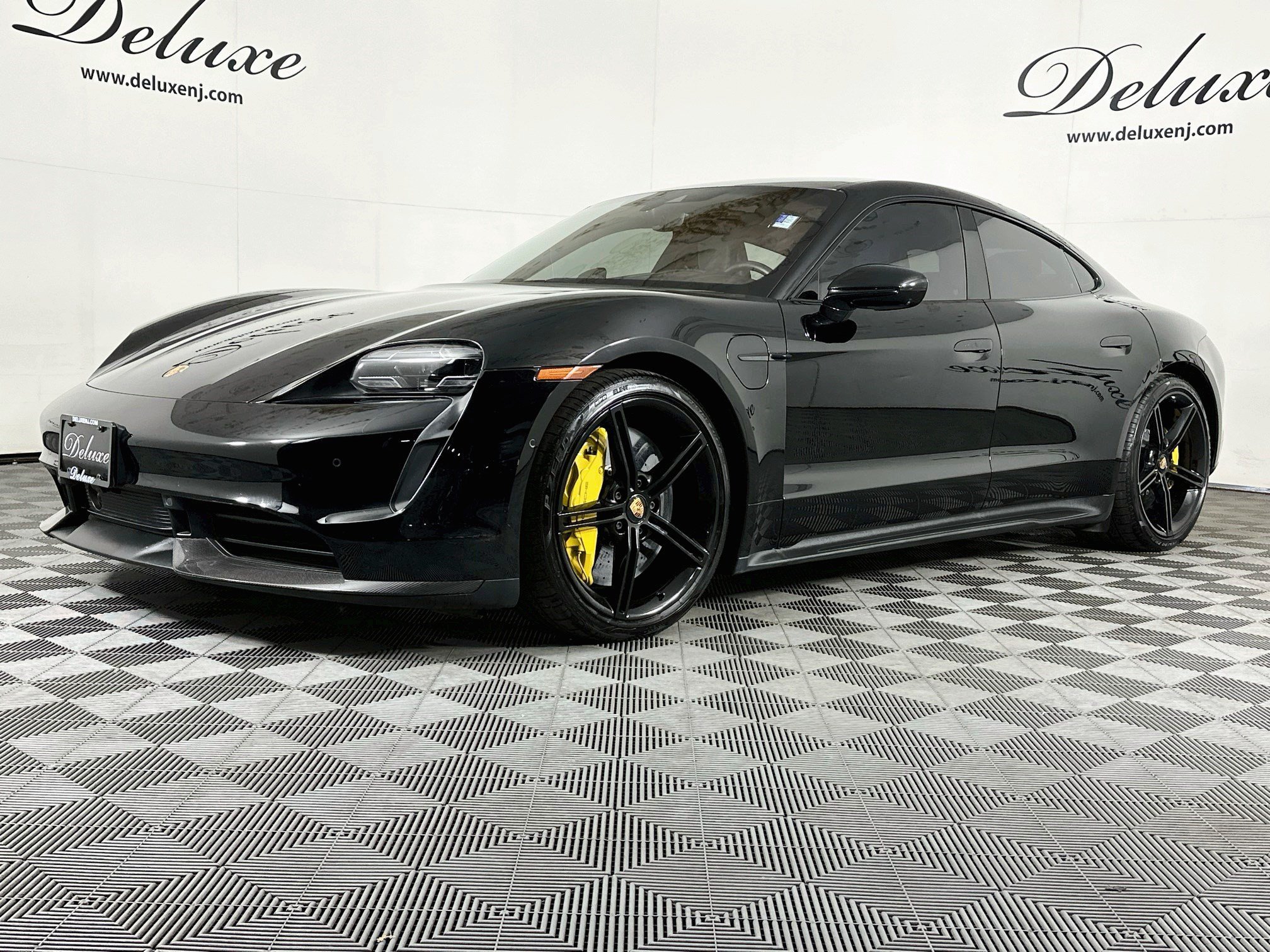 Used 2022 Porsche Taycan Turbo S w/ Premium Package AWD/4WD image 3