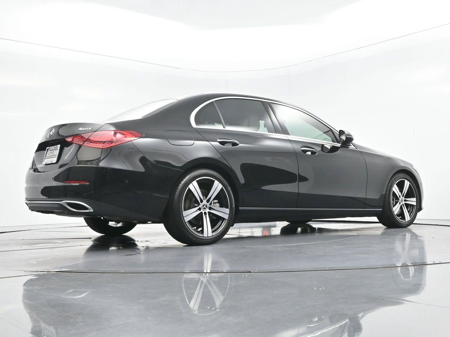 Used 2025 Mercedes-Benz C 300 4MATIC Sedan image 48