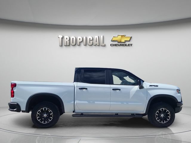 Used 2024 Chevrolet Silverado 1500 ZR2 w/ Technology Package AWD/4WD image 6