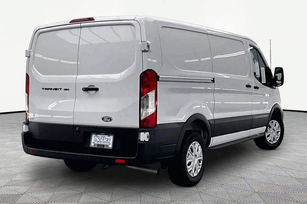 Used 2026 Ford Transit 150 Low Roof w/ Exterior Upgrade Package RWD image 2