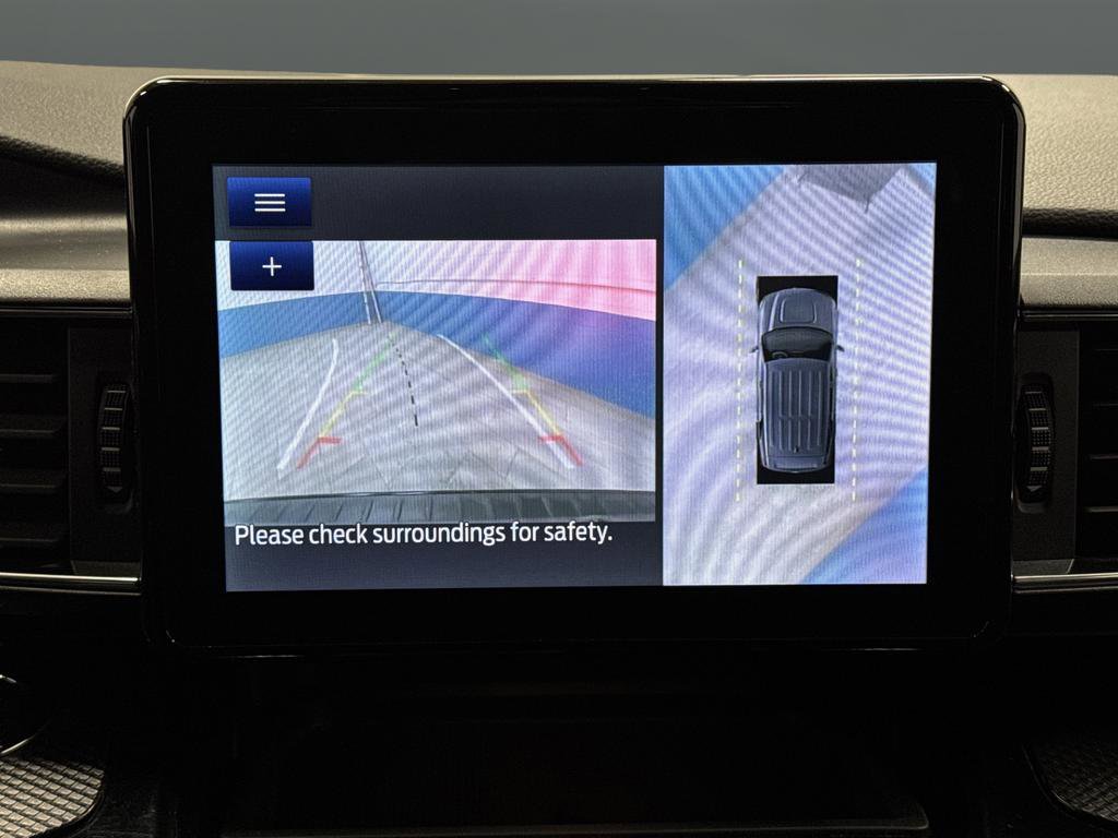 Used 2023 Ford Explorer ST-Line image 11