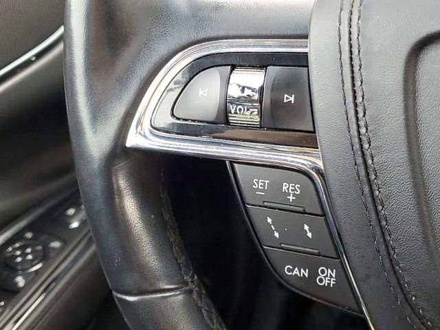 Used 2019 Lincoln Continental Select w/ Continental Climate Package image 12