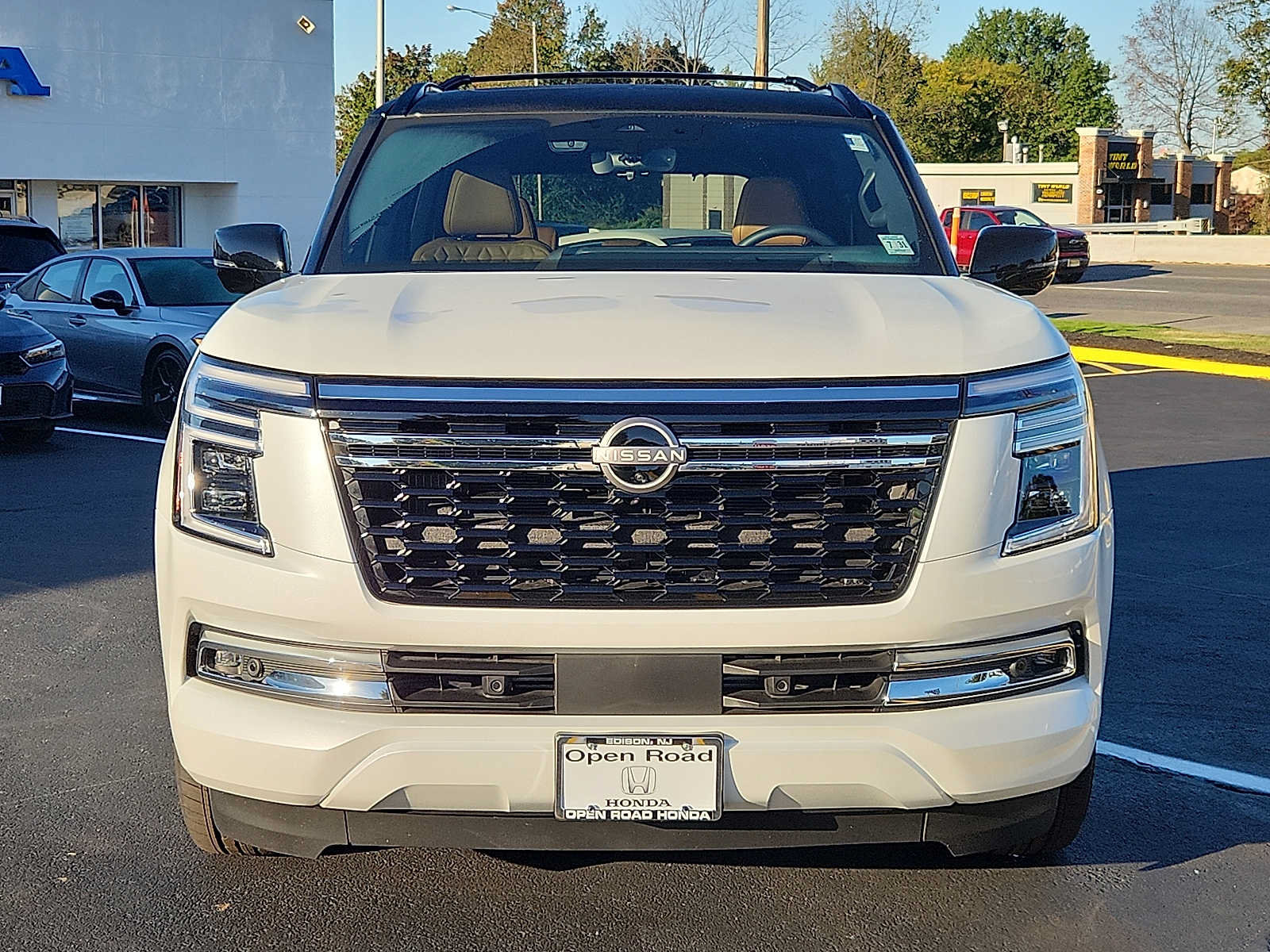 Used 2026 Nissan Armada Platinum Reserve AWD/4WD image 2