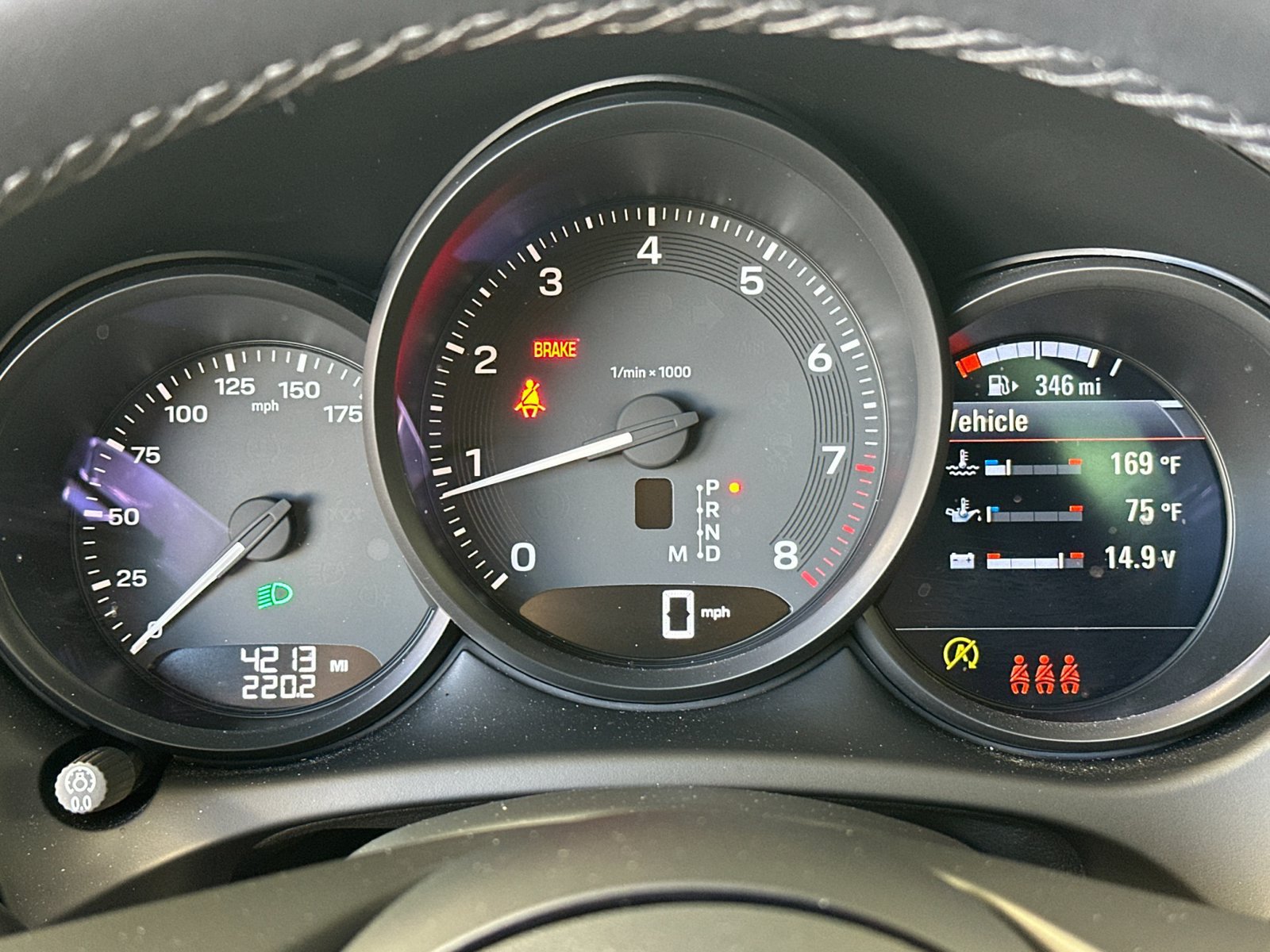 Certified 2026 Porsche Macan AWD/4WD image 30