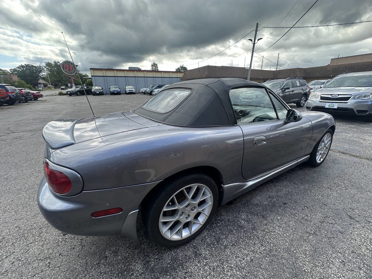 Used 2002 MAZDA MX-5 Miata SE image 15