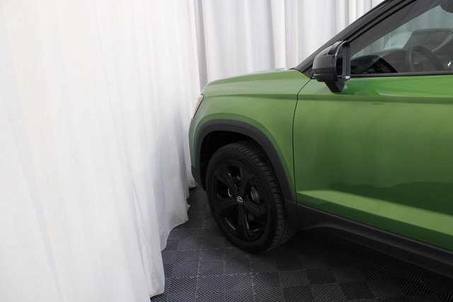 New 2025 Volkswagen Taos SE image 23