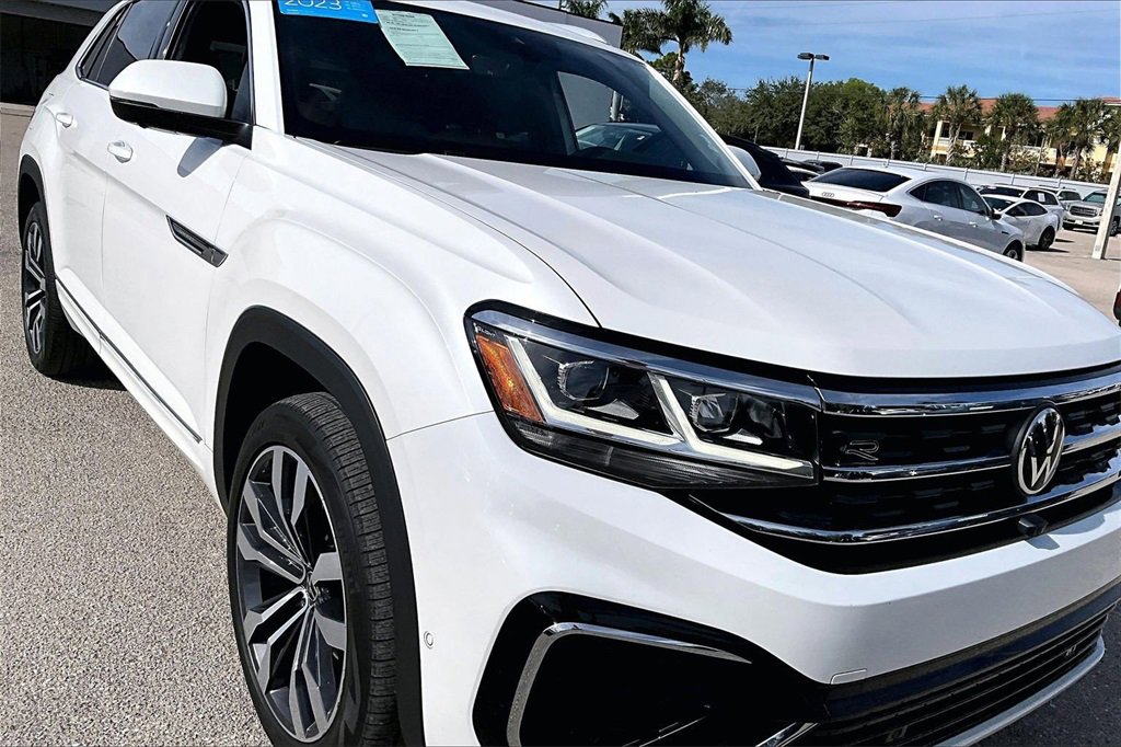 Certified 2023 Volkswagen Atlas Cross Sport SEL Premium R-Line image 12