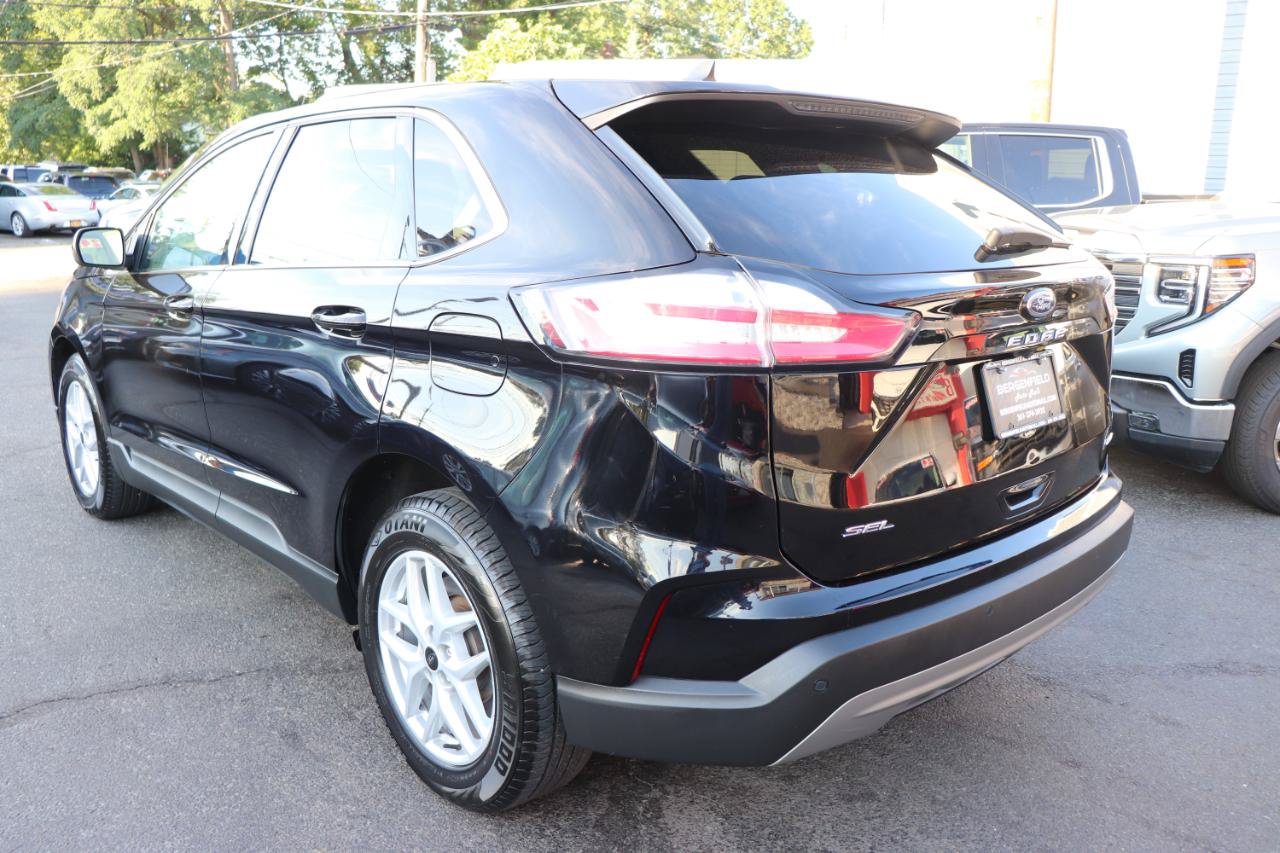 Used 2024 Ford Edge SEL AWD/4WD image 3