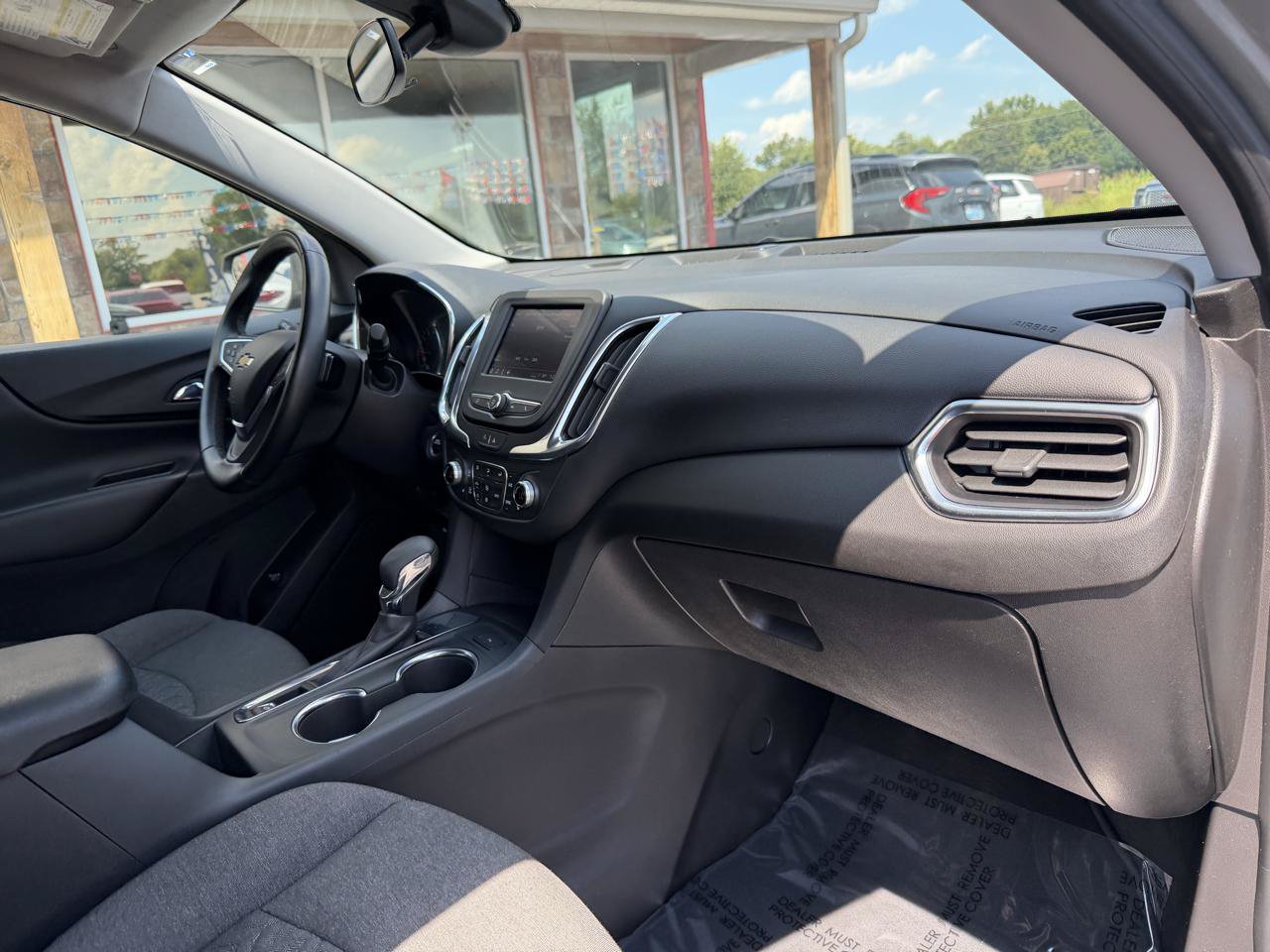 Used 2024 Chevrolet Equinox LT FWD image 22