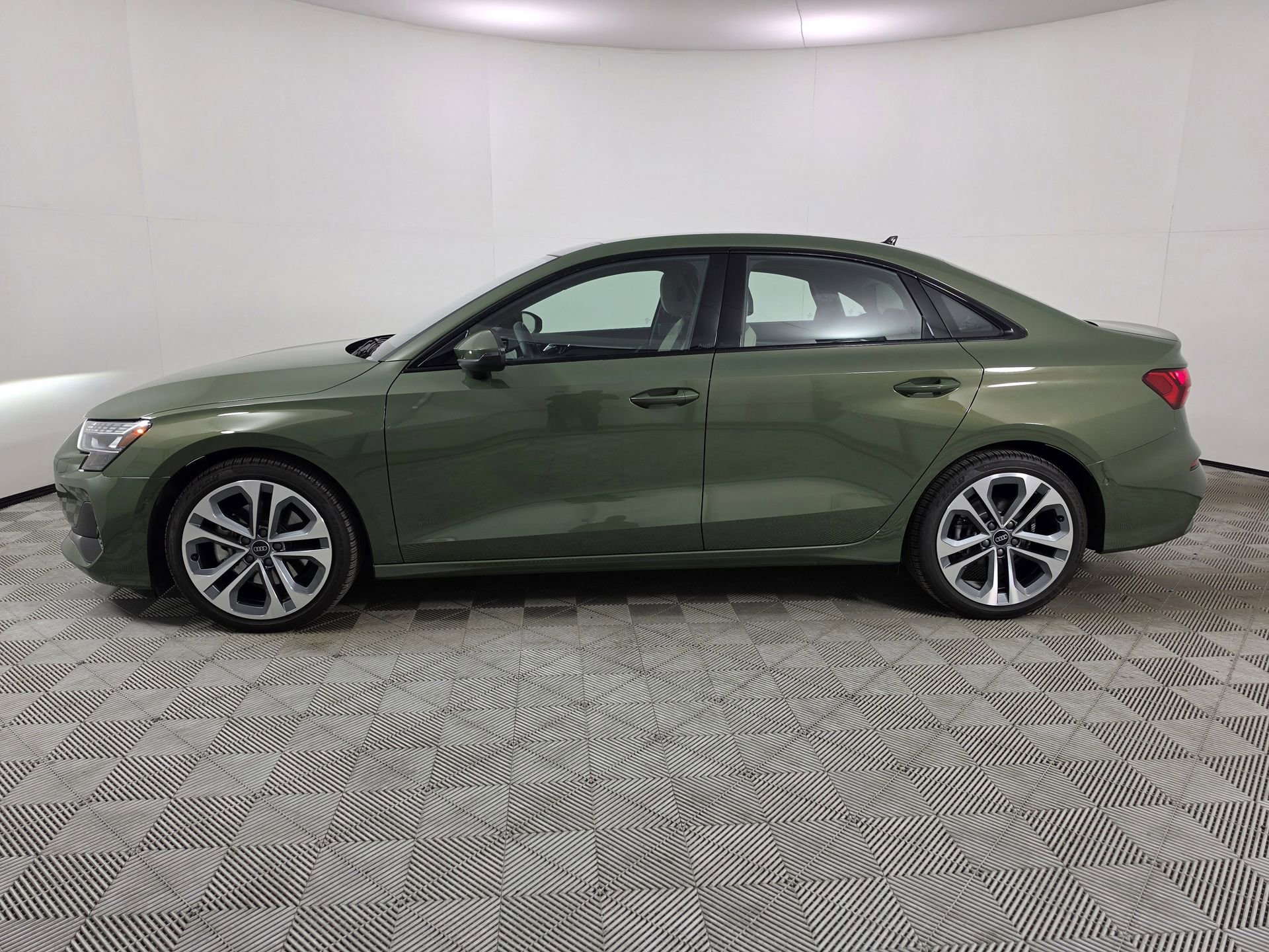 Certified 2025 Audi A3 2.0T Premium w/ Black Optic Package AWD/4WD image 4