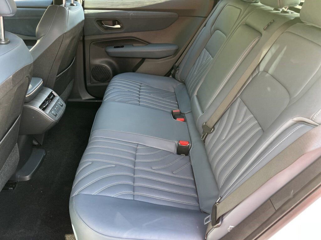 Certified 2024 Nissan Ariya AWD image 19