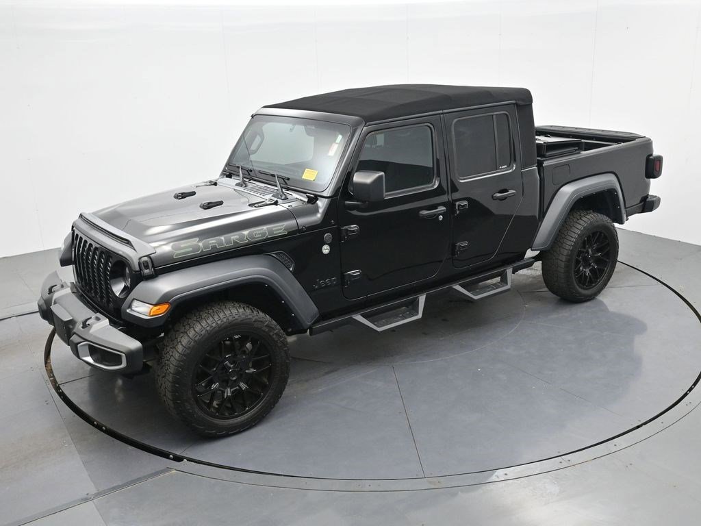 Used 2023 Jeep Gladiator Sport AWD/4WD image 16