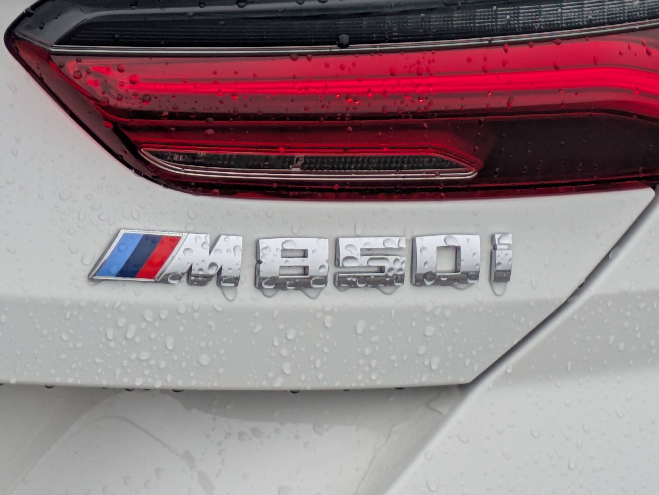 Used 2025 BMW M850i xDrive image 32