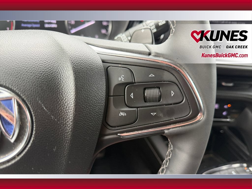 Used 2023 Buick Envision Essence w/ Sport Touring Package AWD/4WD image 17