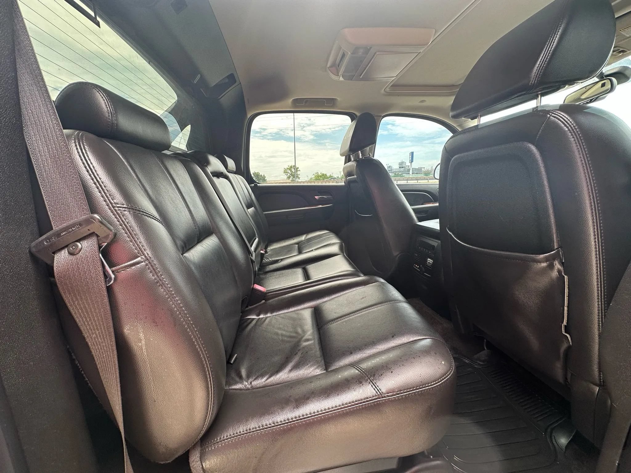 Used 2008 Chevrolet Avalanche LTZ w/ LTZ Preferred Equipment Group AWD/4WD image 12
