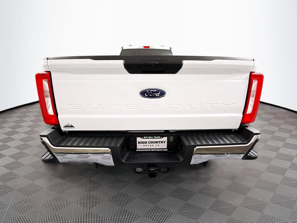 Used 2024 Ford F350 XLT w/ FX4 Off-Road Package AWD/4WD image 6