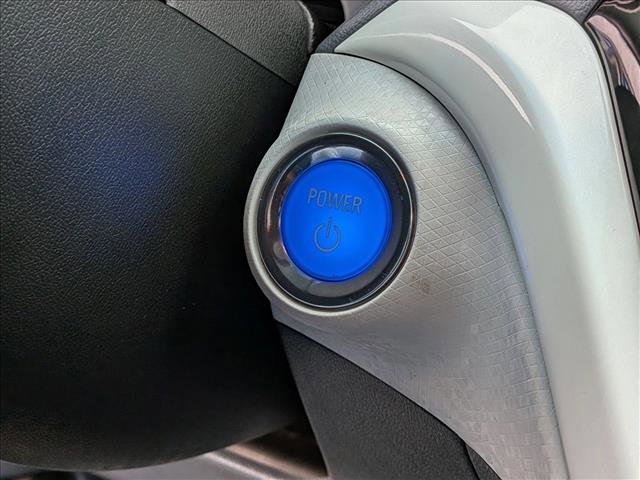 Used 2017 Chevrolet Bolt Premier w/ Driver Confidence II Package image 16