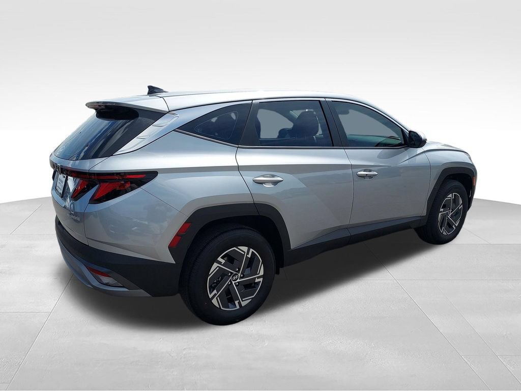 New 2026 Hyundai Tucson Blue SE AWD/4WD image 5