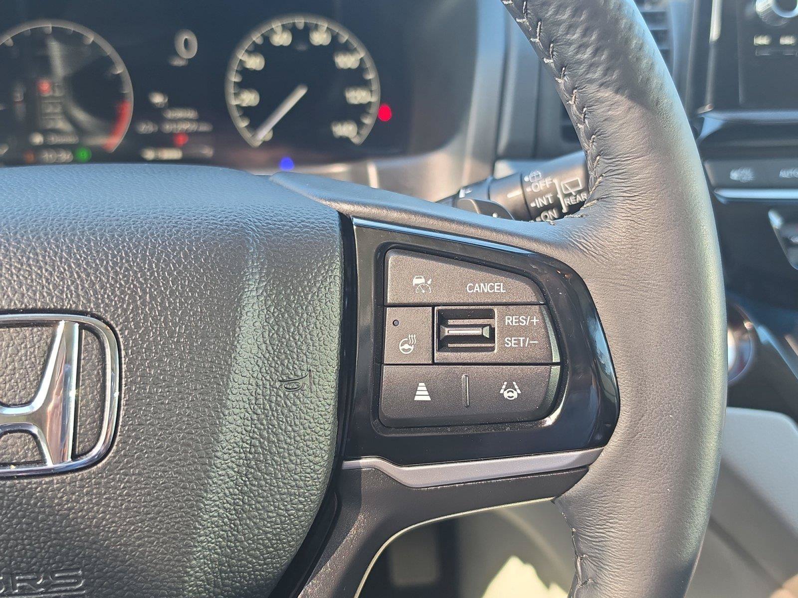 New 2025 Honda Odyssey Elite image 23