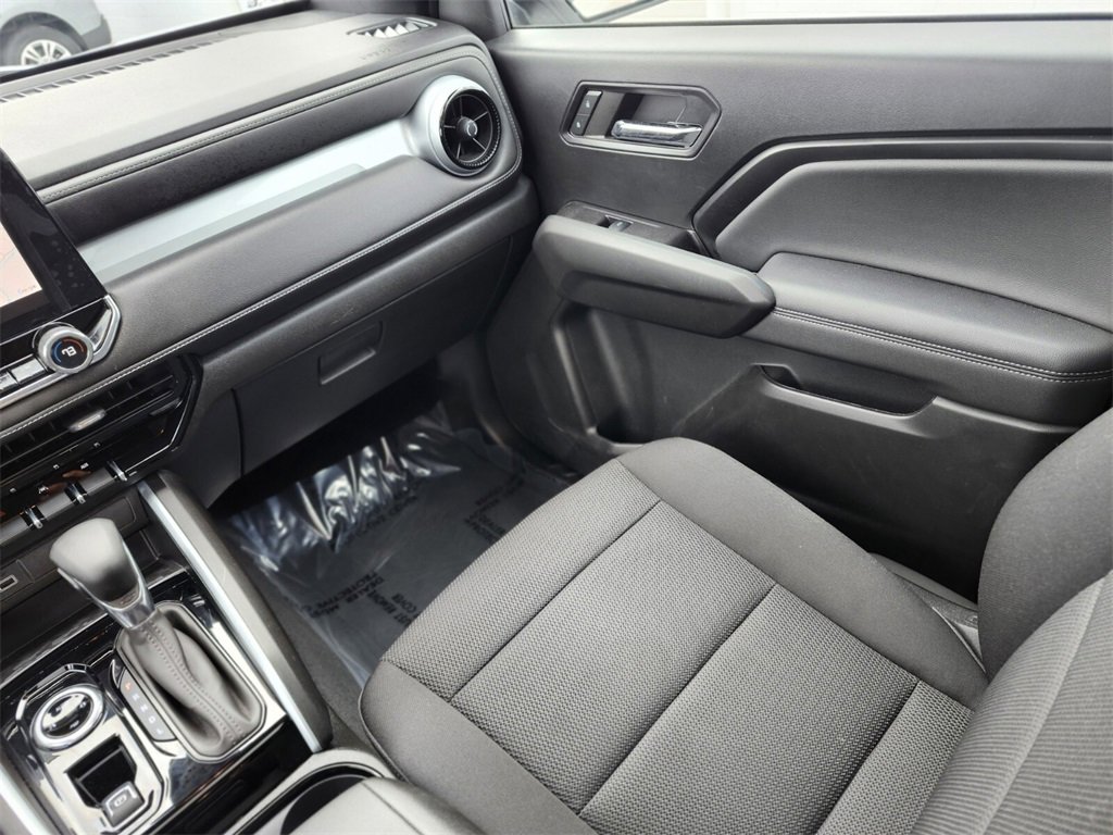 Used 2024 Chevrolet Colorado LT w/ LT Convenience Package II image 13