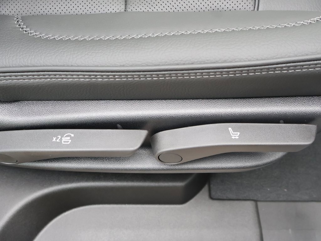 New 2026 GMC Yukon Denali image 43