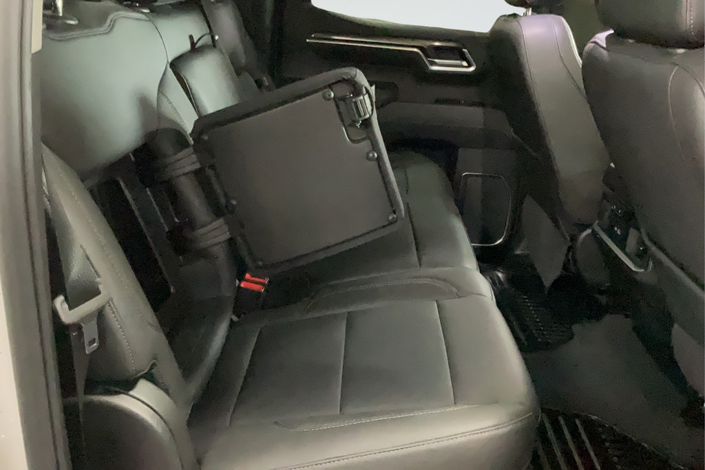 Certified 2022 Chevrolet Silverado 1500 LTZ w/ LTZ Convenience Package II AWD/4WD image 36